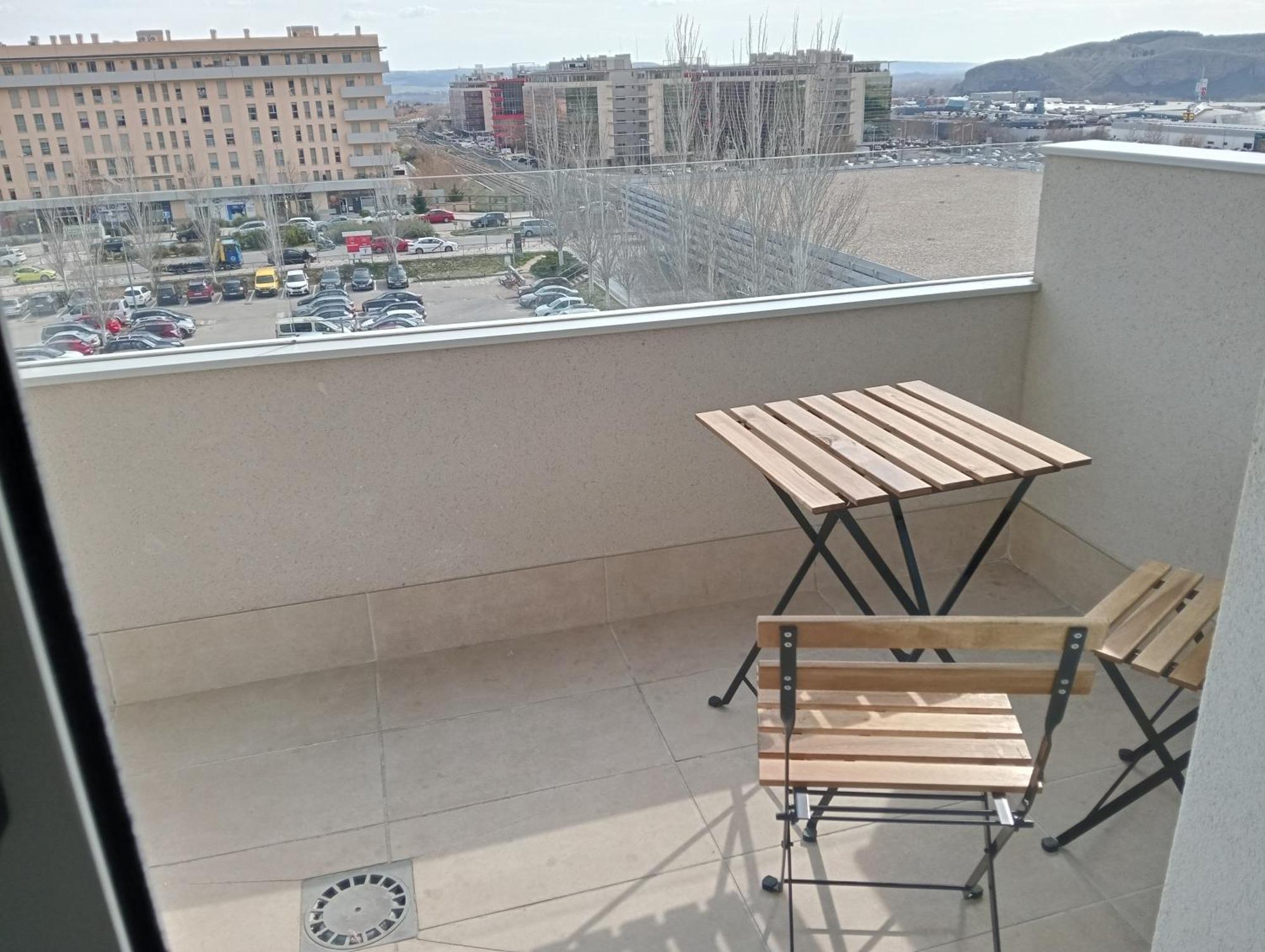 Kota Center 1dorm Apartment *